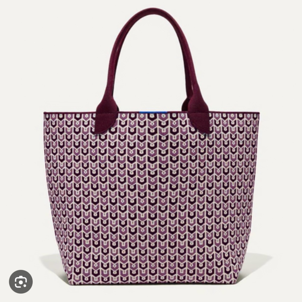 Rothy’s Lightweight Tote in Signature Plum